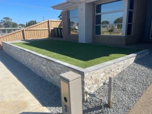 retaining walls Bannockburn